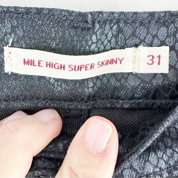Levi's women's size 31 Mile High Rise Super Skinny Ankle Black Snake Print Jeans - Picture 8 of 16